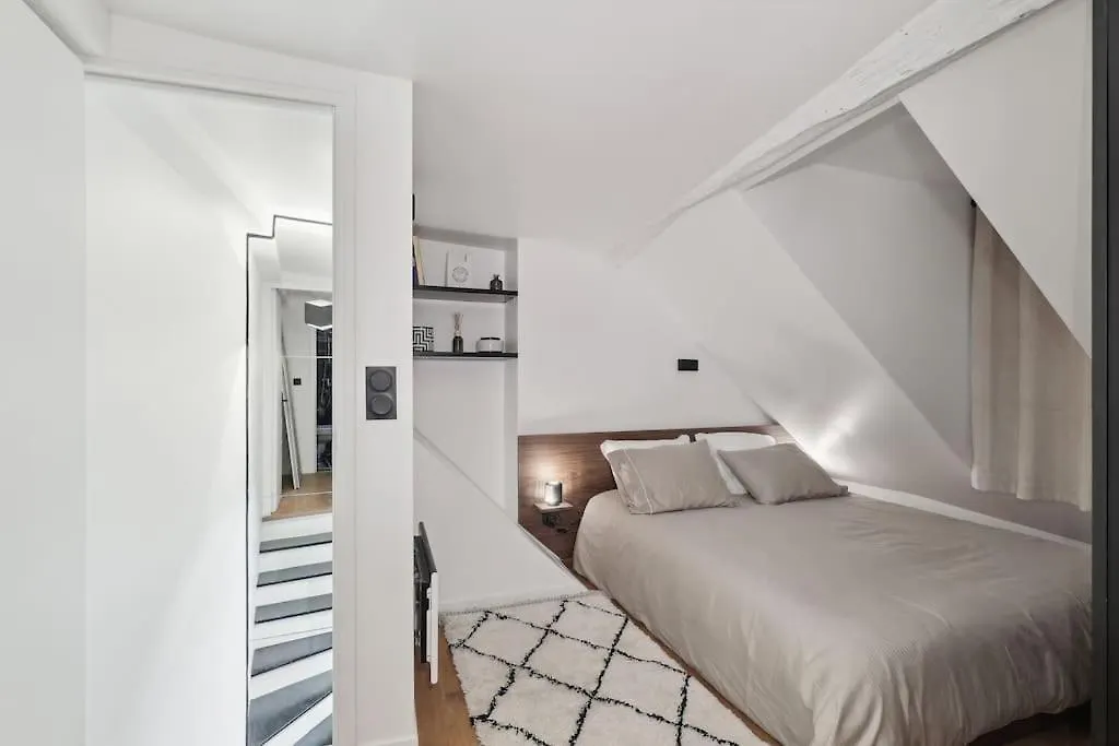 Daire Duplex Quartier Du Louvre *